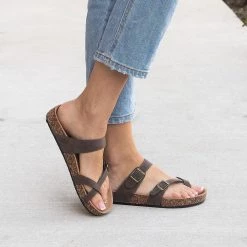 Top Moda Amara Toe Cross Sandals 8 Top Moda Amara Toe Cross Sandals