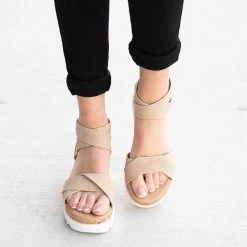 Yoki Amelia Folded Strap Platform Sandals