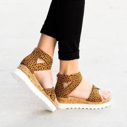 Yoki Amelia Folded Strap Platform Sandals 7 Yoki Amelia Folded Strap Platform Sandals