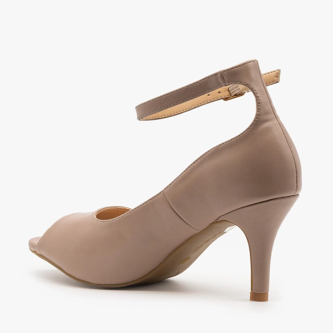 Refresh Newest Arrivals Ankle Strap Peep Toe Heels 2 Refresh Newest Arrivals Ankle Strap Peep Toe Heels