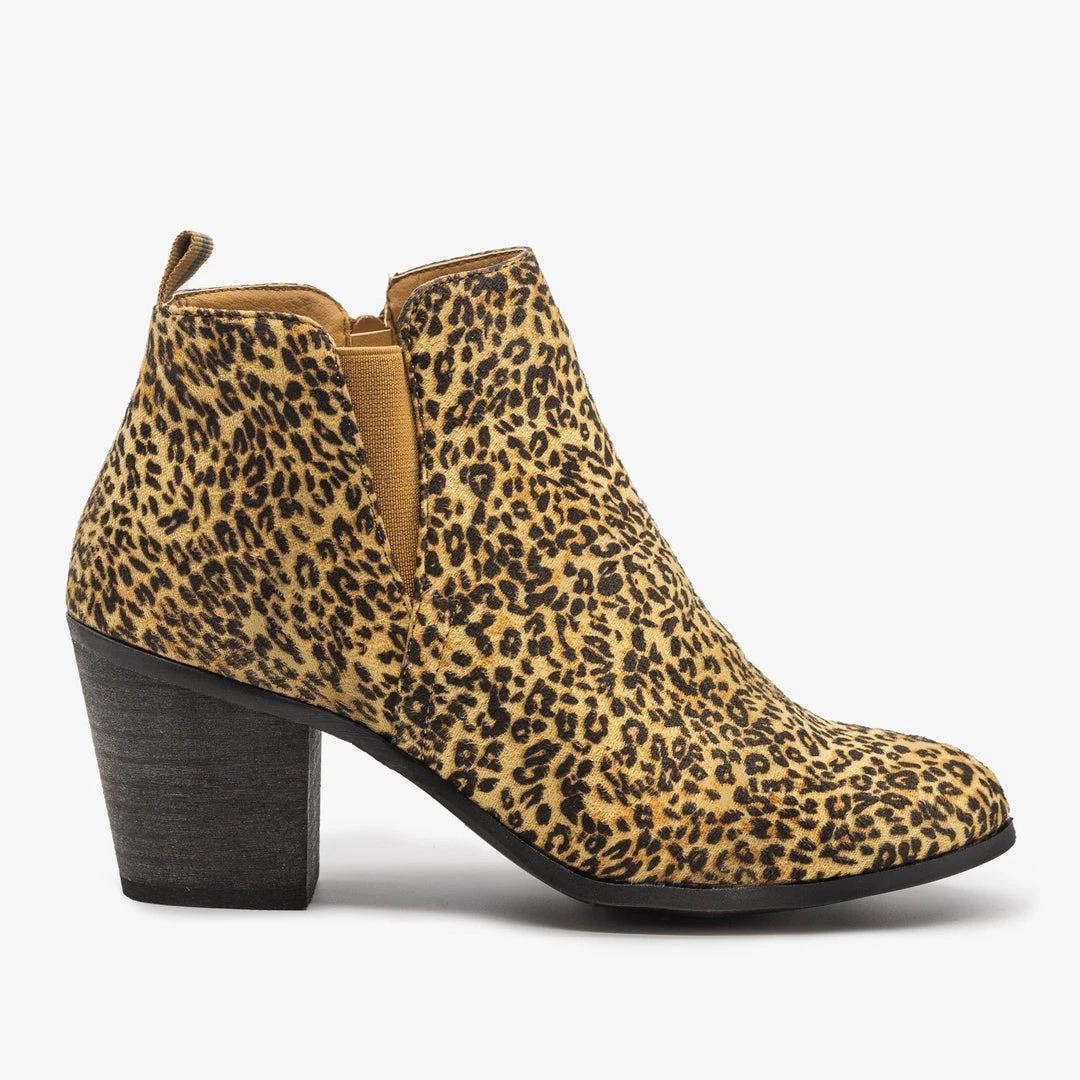 Shoetopia Basic Faux Suede Booties FINAL SALE Newest Arrivals 5 Shoetopia Basic Faux Suede Booties FINAL SALE Newest Arrivals