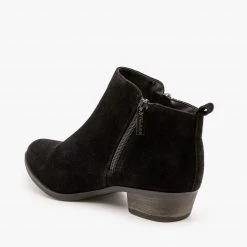 Breckelle's Newest Arrivals Basic Zippered Boots 9 Breckelle's Newest Arrivals Basic Zippered Boots