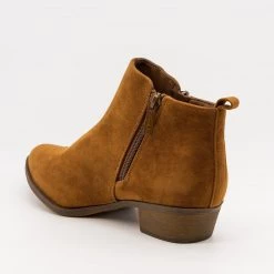 Breckelle's Newest Arrivals Basic Zippered Boots