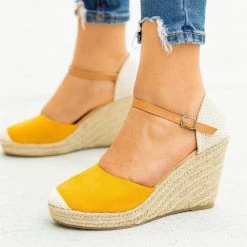 Refresh Newest Arrivals Beautiful Essential Espadrille Wedges