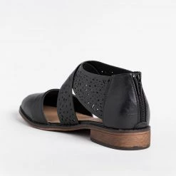 Mata Beautiful Laser Cut Criss Cross Flats 15 Mata Beautiful Laser Cut Criss Cross Flats