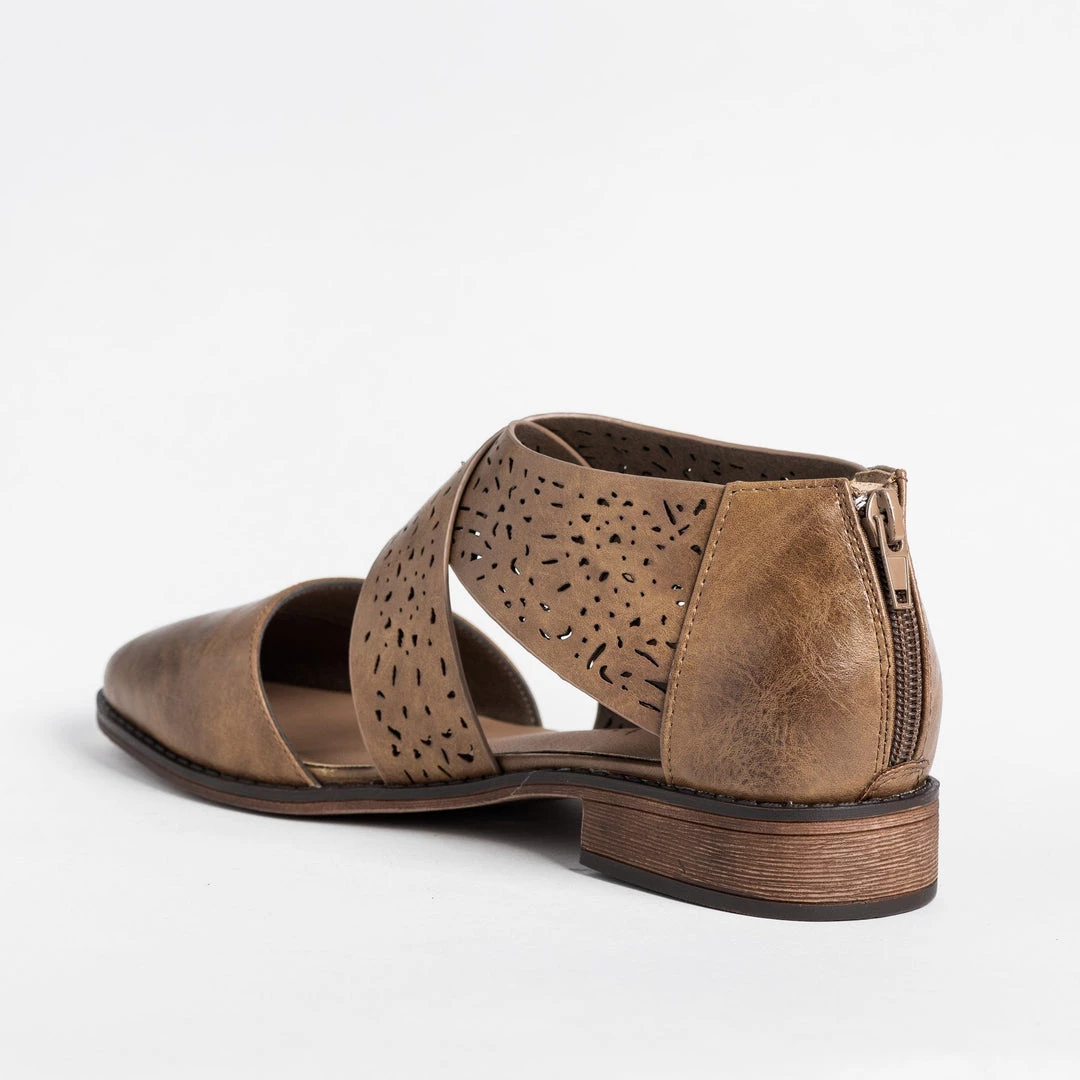 Mata Beautiful Laser Cut Criss Cross Flats 7 Mata Beautiful Laser Cut Criss Cross Flats