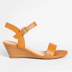 Top Moda Newest Arrivals Beautiful Stacked Sandal Wedges