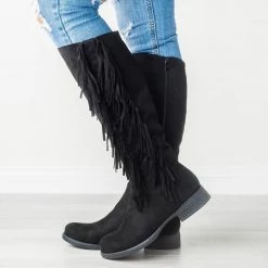 Via Pinky Bohemian Fringe Boots 7 Via Pinky Bohemian Fringe Boots