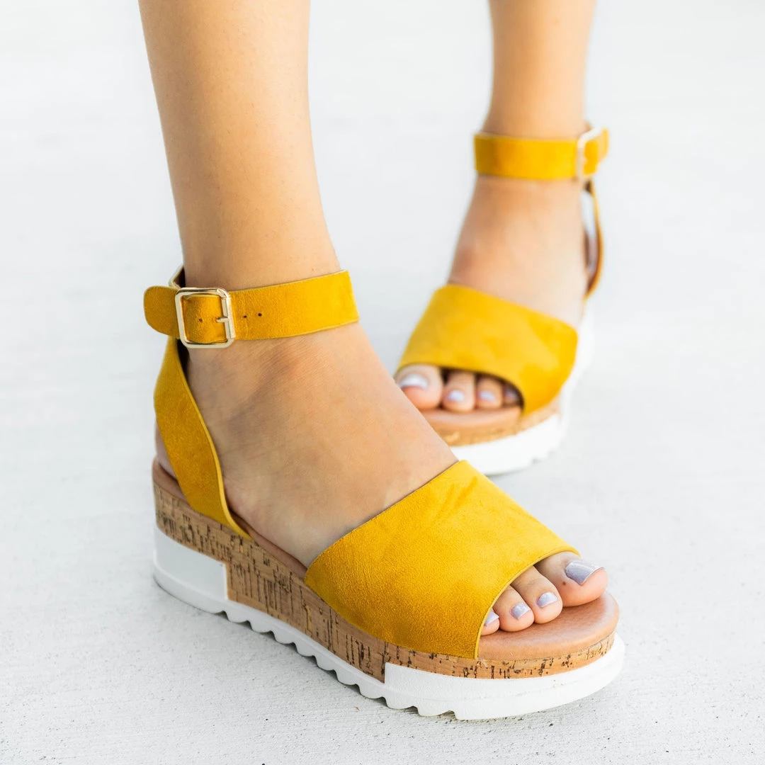 Top Moda Buckled Cork Platform Sandals Newest Arrivals 4 Top Moda Buckled Cork Platform Sandals Newest Arrivals