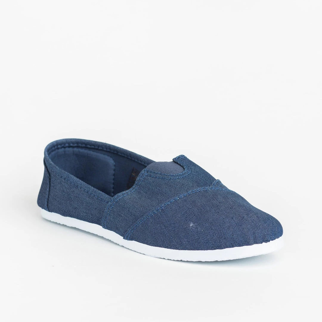 Delicious Shoes Casual Slip-On Flats 8 Delicious Shoes Casual Slip-On Flats