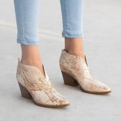 Mata Celeste Pointed-Toe Booties Newest Arrivals