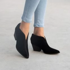 Mata Celeste Pointed-Toe Booties Newest Arrivals