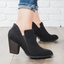 City Classified Shoes Chic Ankle Booties