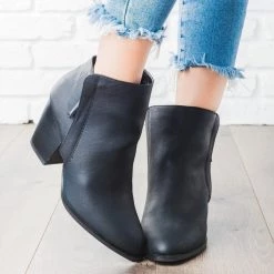 Qupid Shoes Chic Chunky Heel Ankle Booties Newest Arrivals