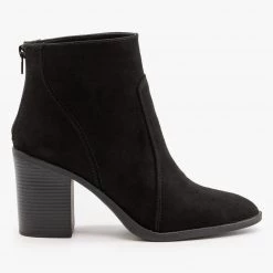 Qupid Shoes Chic Chunky Heel Booties