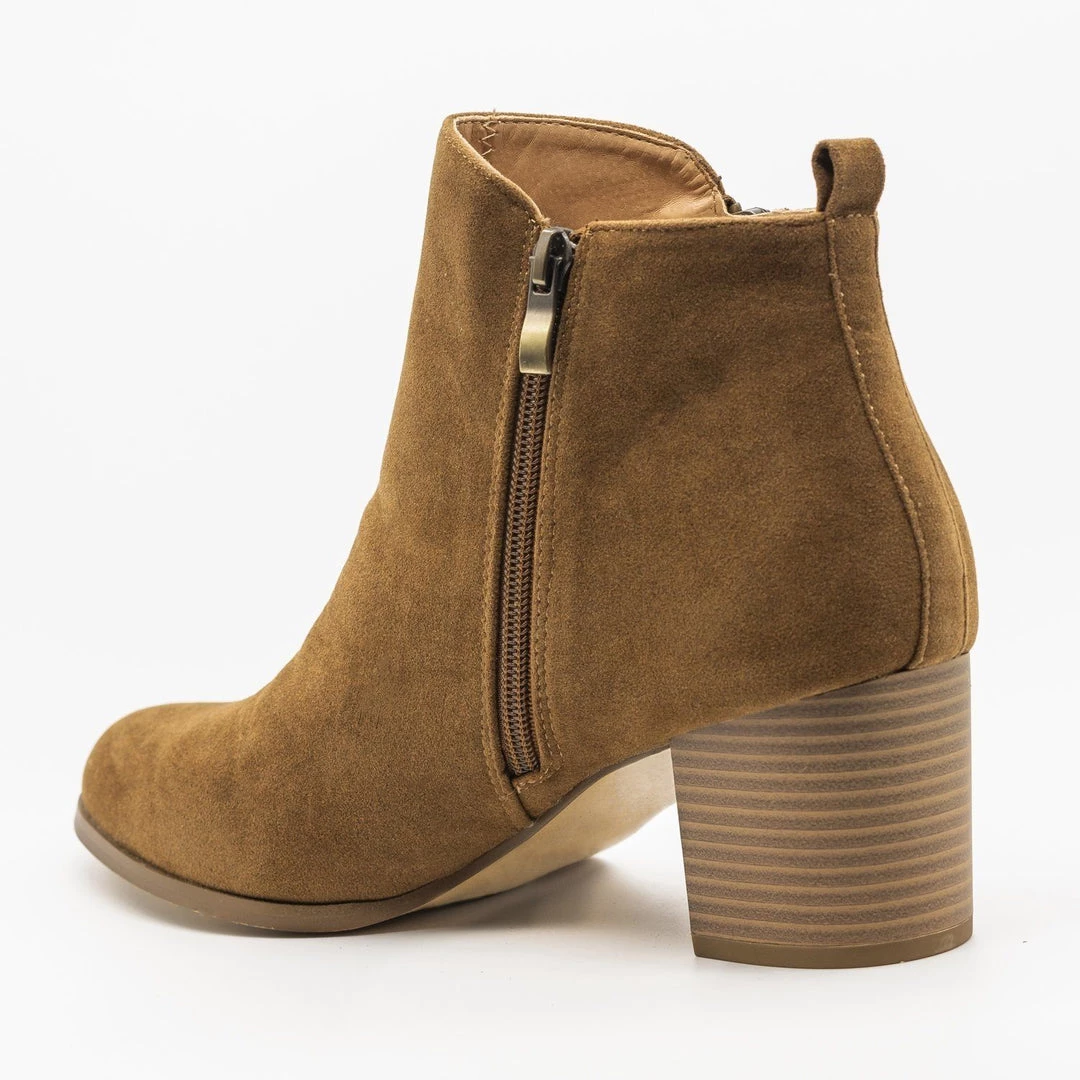 AMS Shoes Chic Classic Zipper Booties 9 AMS Shoes Chic Classic Zipper Booties