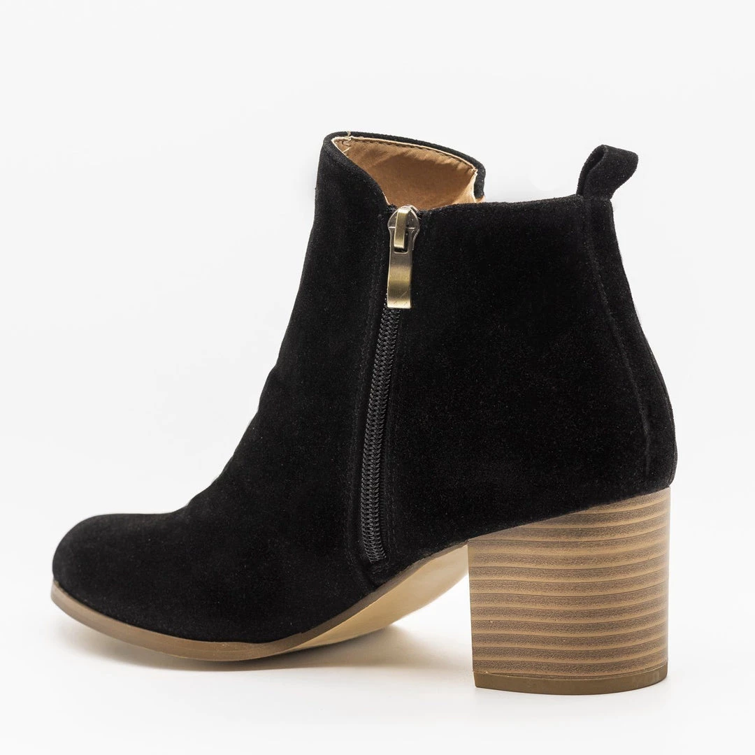 AMS Shoes Chic Classic Zipper Booties 7 AMS Shoes Chic Classic Zipper Booties