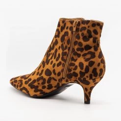 Bamboo Shoes Chic Kitten Heel Booties