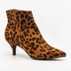 Bamboo Shoes Chic Kitten Heel Booties