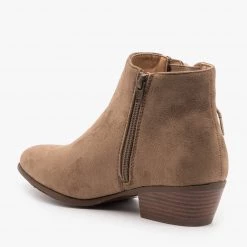 Refresh Newest Arrivals Chic Lace-Up Fall Booties