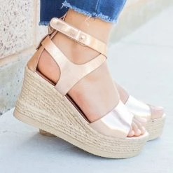 Refresh Chic Open Toe Wedges