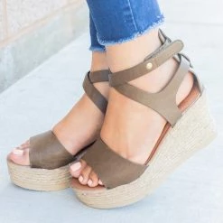 Refresh Chic Open Toe Wedges