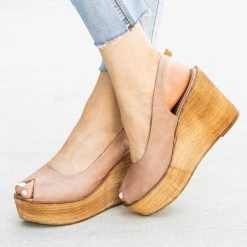 Refresh Newest Arrivals Chic Peep Toe Wooden Platform Wedges