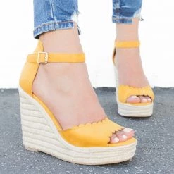 Delicious Shoes Newest Arrivals Chic Scalloped Espadrille Wedges