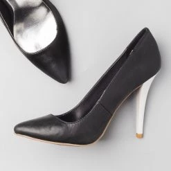 Modit Chic Two Toned Heels
