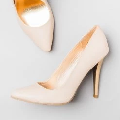 Modit Chic Two Toned Heels