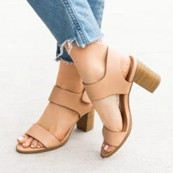 Novo Shoes Chic Velcro Clasp Heels 21 Novo Shoes Chic Velcro Clasp Heels