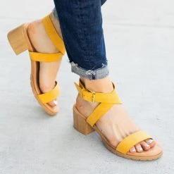Qupid Shoes Newest Arrivals Chic Wraparound Chunky Heel Sandals