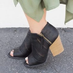 Qupid Shoes Chunky Heel Peep Toe Booties