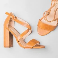 Fashion Focus Classic Criss Cross Pumps Newest Arrivals