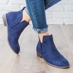 City Classified Shoes Classic Faux Suede Ankle Booties