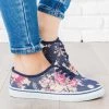Unbranded/Generic Classic Lace-Up Fashion Sneakers