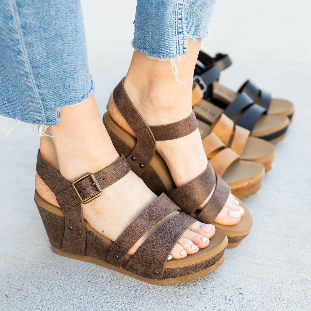 Bamboo Shoes Newest Arrivals Comfy Faux Leather Sandal Wedges 10 Bamboo Shoes Newest Arrivals Comfy Faux Leather Sandal Wedges
