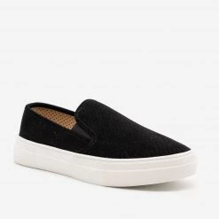 Mata Newest Arrivals Comfy Slip On Pinhole Sneakers