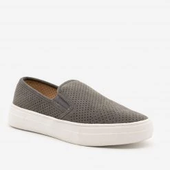 Mata Newest Arrivals Comfy Slip On Pinhole Sneakers