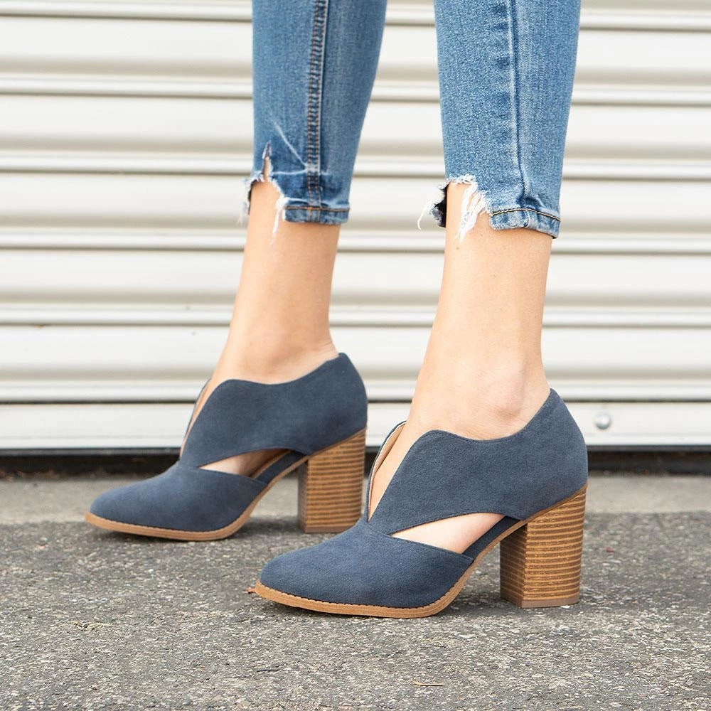 Mata Creative Cut-Out Heel 4 Mata Creative Cut-Out Heel