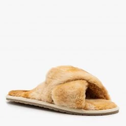 Forever Newest Arrivals Criss Cross Faux Fur Slides