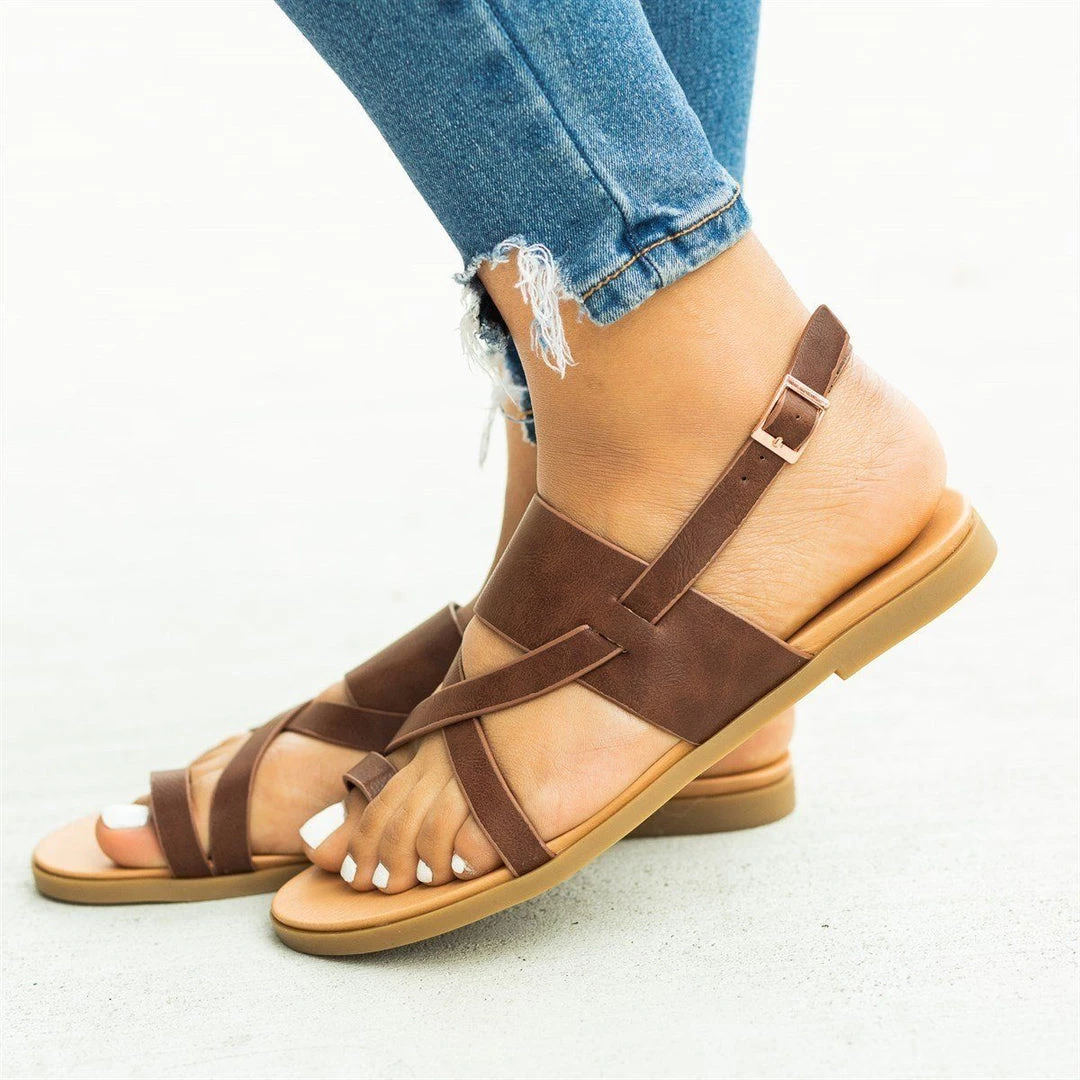 Fashion Focus Criss Cross Toe Loop Sandals 4 Fashion Focus Criss Cross Toe Loop Sandals