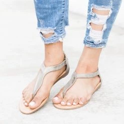 Refresh Curvy Strap Thong Sandals