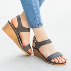 Fashion Focus Cushioned Insole Sandal Wedges Newest Arrivals