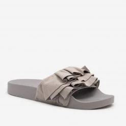 Qupid Shoes Cute Ruffled Slides