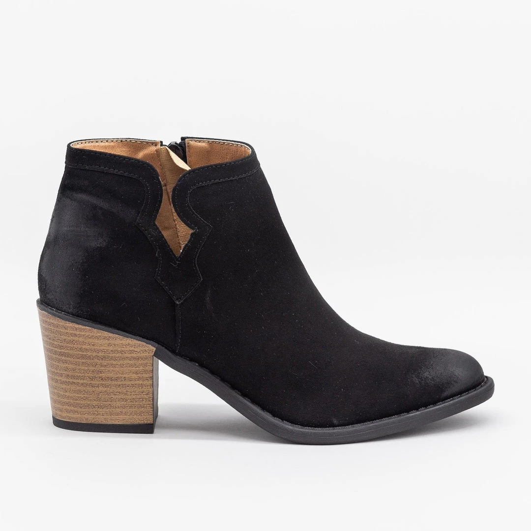 Qupid Shoes Distressed Western Boots 1 Qupid Shoes Distressed Western Boots