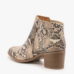 Qupid Shoes Diva Ankle Booties