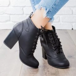 Soda Shoes Newest Arrivals Edgy Lace-Up Chunky Heel Bootie 10 Soda Shoes Newest Arrivals Edgy Lace-Up Chunky Heel Bootie