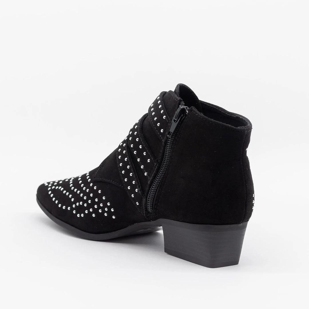 Forever 21 Edgy Studded Triple Buckle Booties Newest Arrivals 2 Forever 21 Edgy Studded Triple Buckle Booties Newest Arrivals