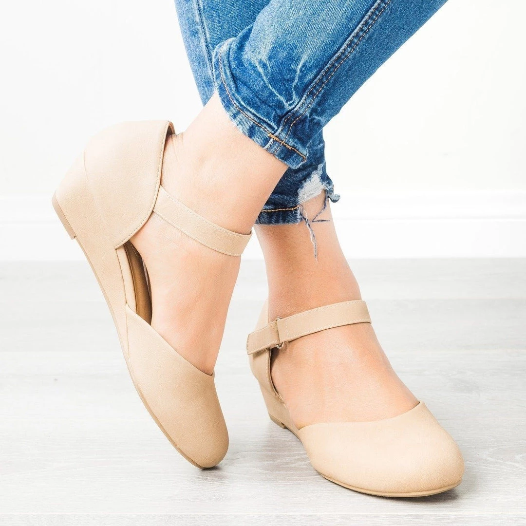 City Classified Shoes Everyday Ankle Strap Wedges 21 City Classified Shoes Everyday Ankle Strap Wedges